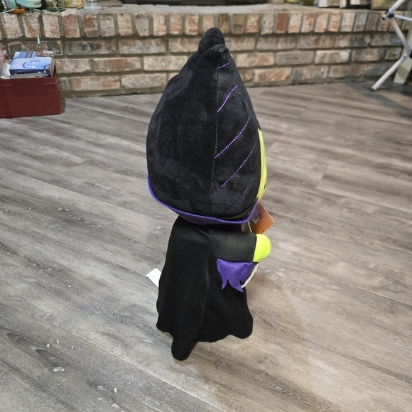 Disney Villains: Maleficent Halloween Greeter “Trick or Treat”‎ nwt - Picture 10 of 14